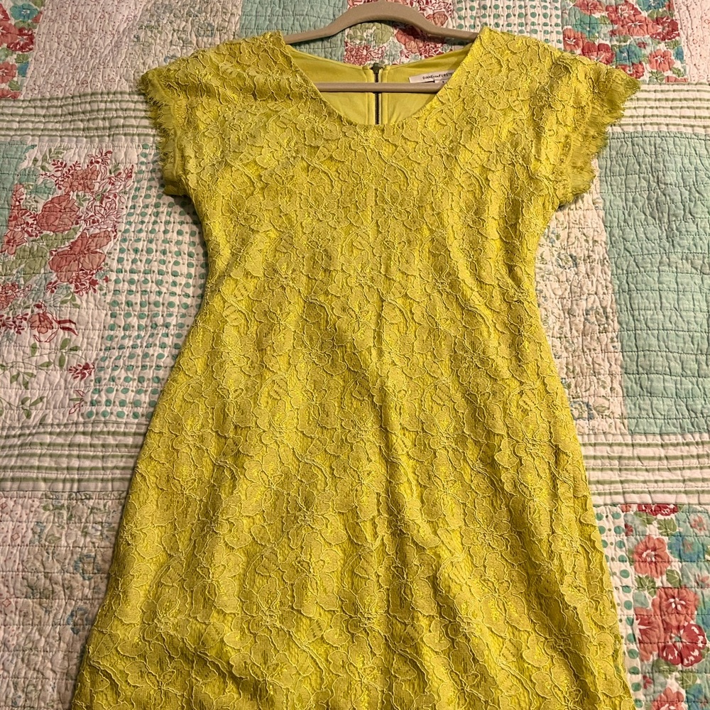 DVF Wanda Mini yellow lace dress size 6 VGUC